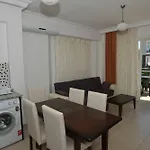 لايتهاوس ليجَند أبارتس