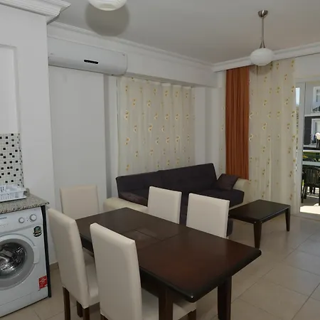 Lighthouse Legend Aparts