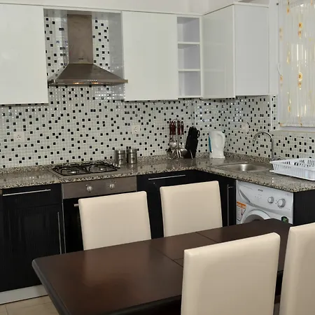 Lighthouse Legend Aparts フェティエ