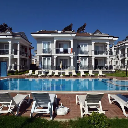 Lighthouse Legend Aparts