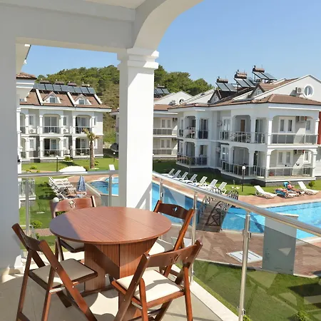 Lighthouse Legend Aparts フェティエ