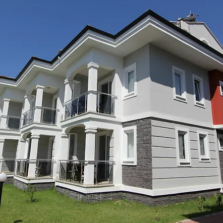 Lighthouse Legend Aparts