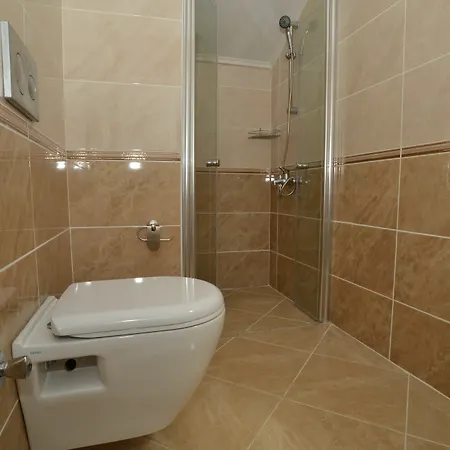 Lighthouse Legend Aparts Φετιγιέ